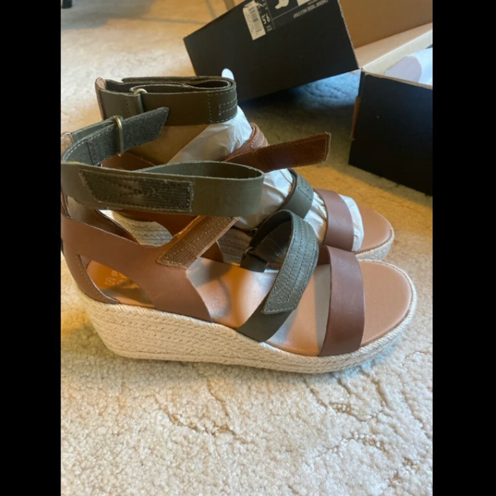 Sorel Cameron wedge multi strap sandal size 9.5
